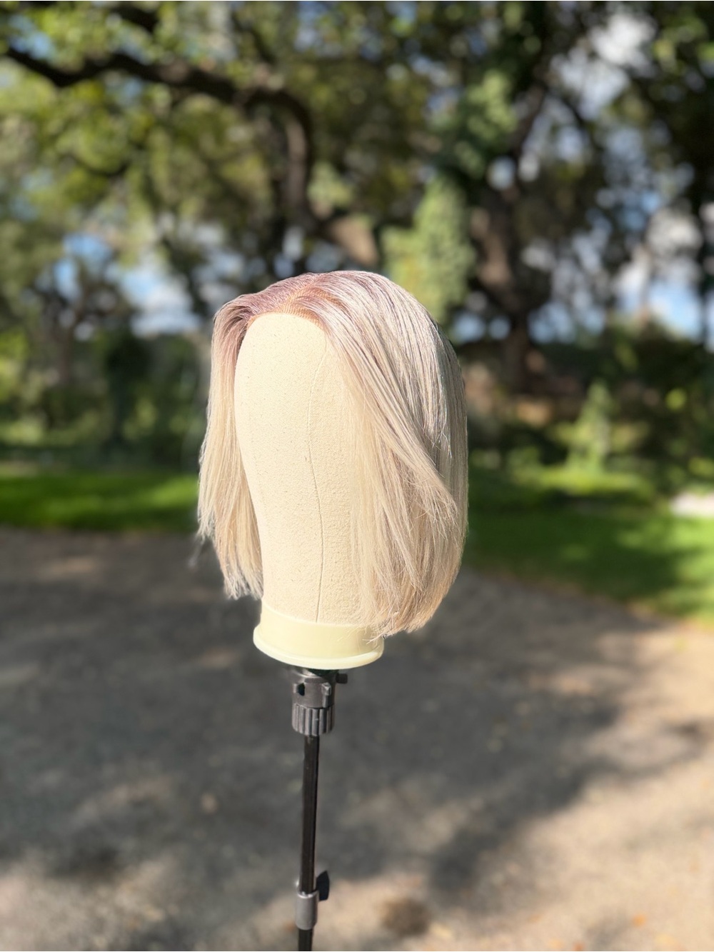 Rooted Blonde bob synthetic heat friendly fiber